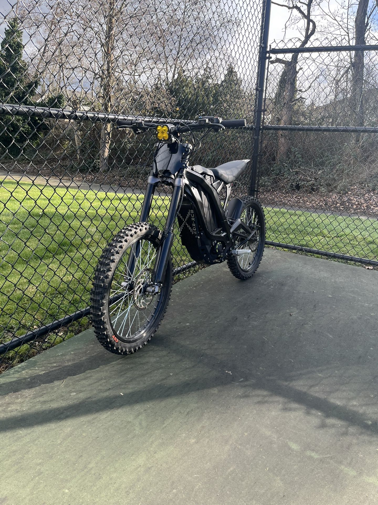 Mod 2024 Surron Lbx ( 300 Miles )