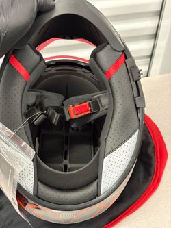 MOTORCYCLE SAFETY HELMET