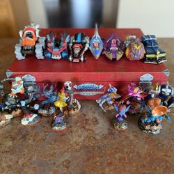 2015 Skylanders SuperChargers Characters and Vehicles 