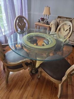 Dinning table and chairs