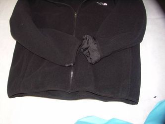 Like new large north face men’s fleece
