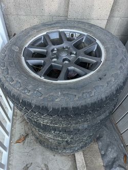 18 inch Jeep gladiator rims