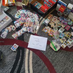 Thousands of NFL cards, mosaic, donruss, phoenix and more
