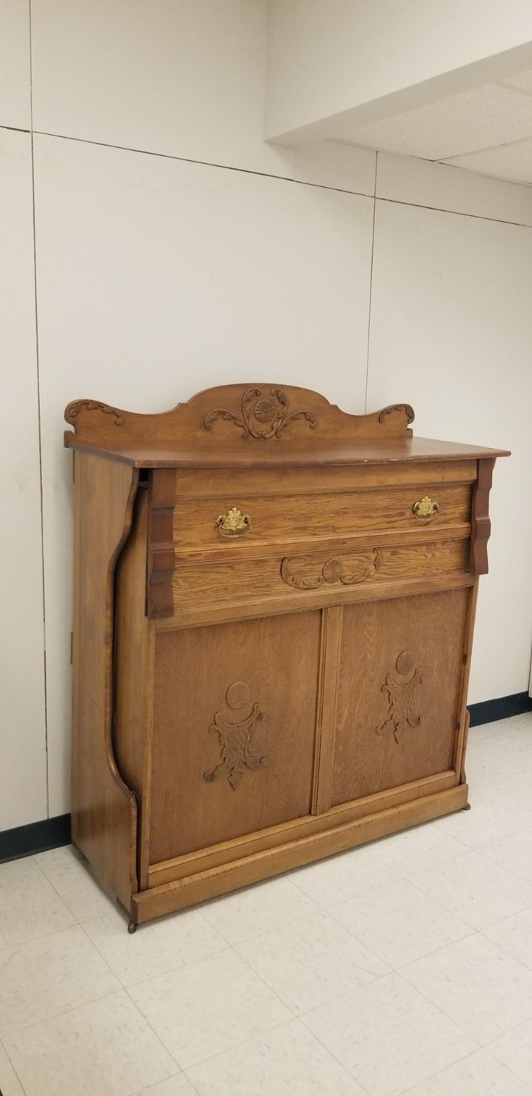 Victorian Era Murphy Bed