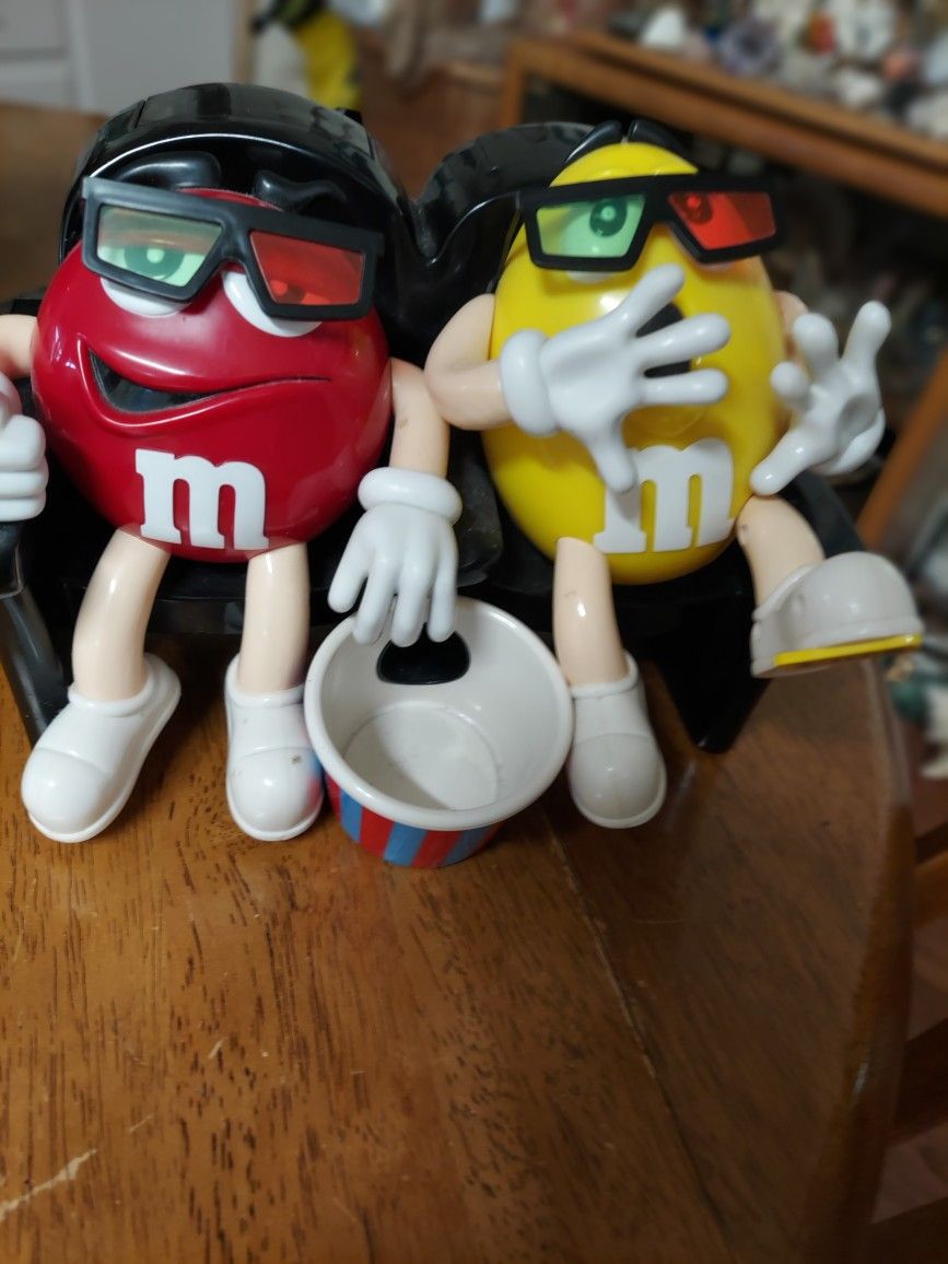 M & M MOVIE CANDY DISPENSER