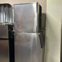 Hoshizaki 350 Cube Ice Maker