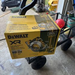 New Dewalt Skillsaw Kit