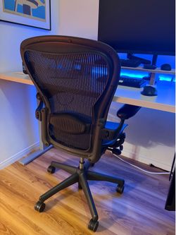 Herman Miller Aeron Size C Fully Loaded