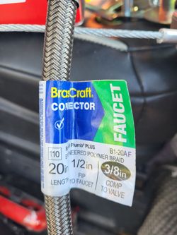 BrasCraft Faucet Connector 20in Braided Hose