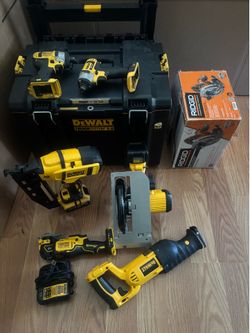 Dewalt tools everything works perfectly