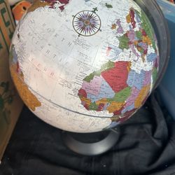 12” Diameter Replogle Platinum Classic Series World Globe - City Population. EUC