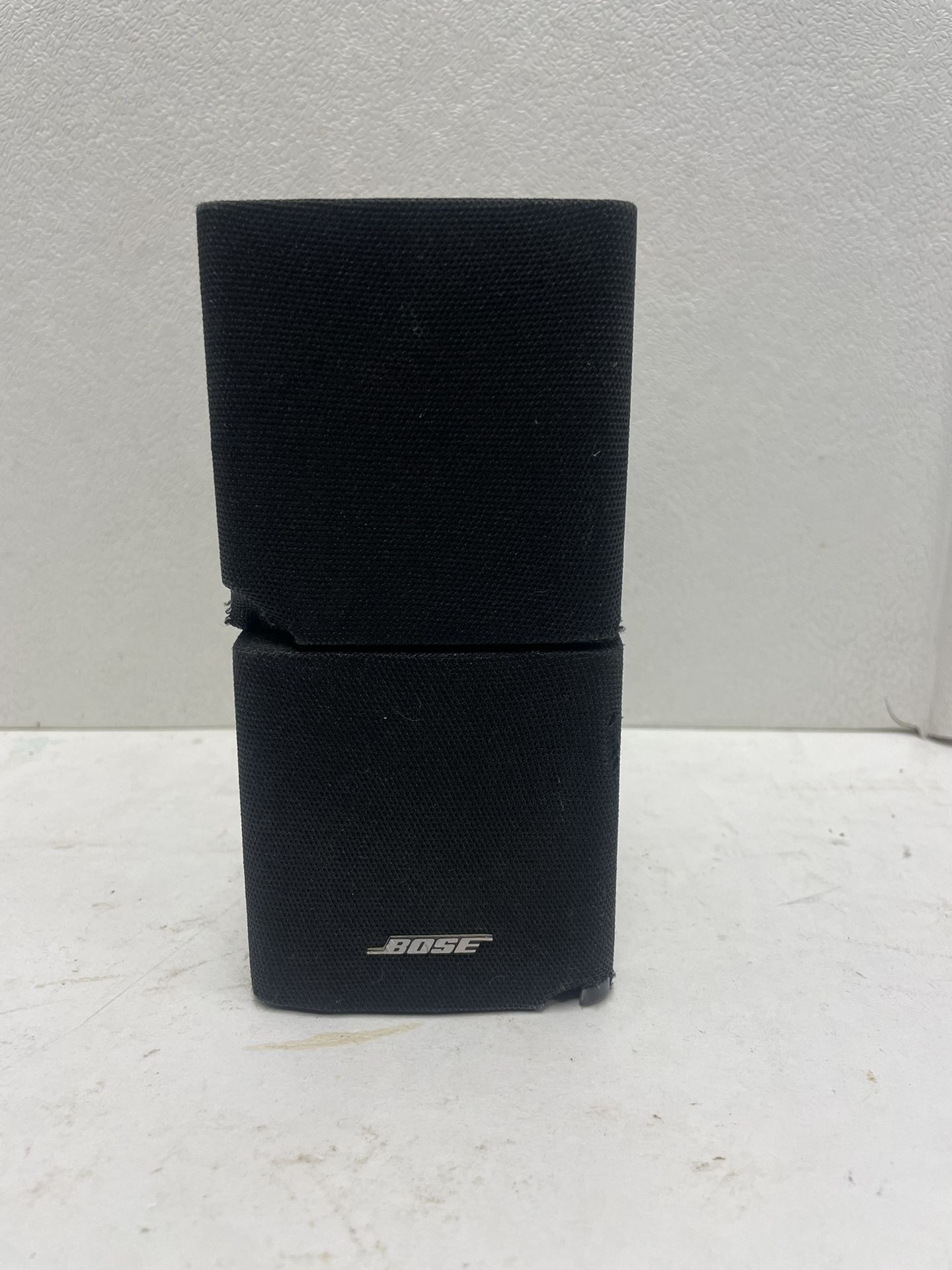 BOSE Double Cube Mini Jewel Acoustimass Lifestyle Speaker Black Single Speaker