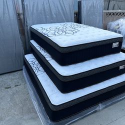Full Size Mattress Pillow Top 12” Thick. 🌌.  New Mattress. 🌌 All Sizes Available. 🌌 Delivery Available 
