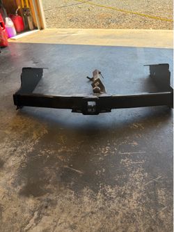 Class III Hitch receiver - Ford