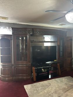 Huge Entertainment Center 290/Bingle area $400