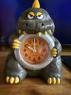 Vintage Godzilla Desk Clock – Quartz – Japanese Kaiju Collectible