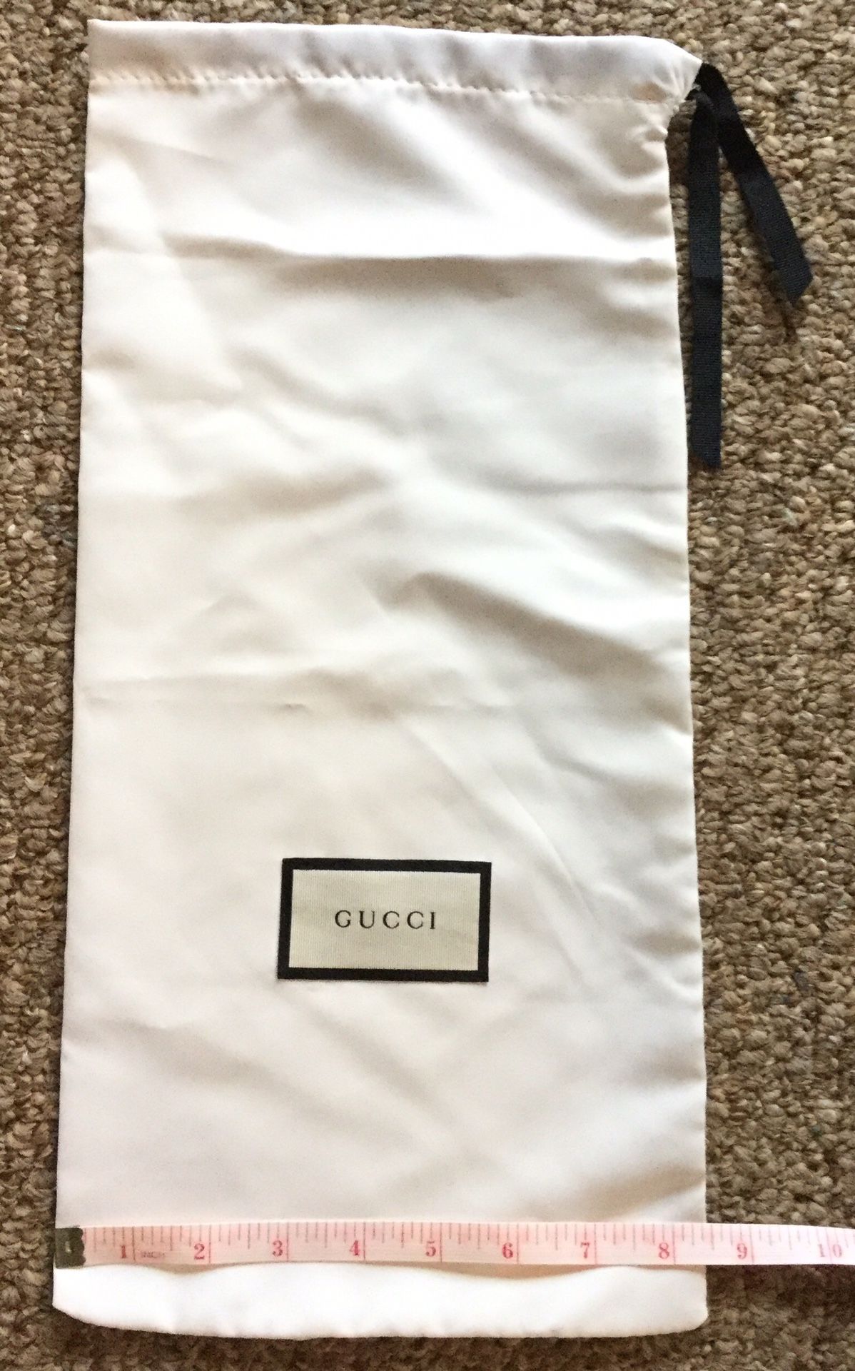1 Gucci Dust bag