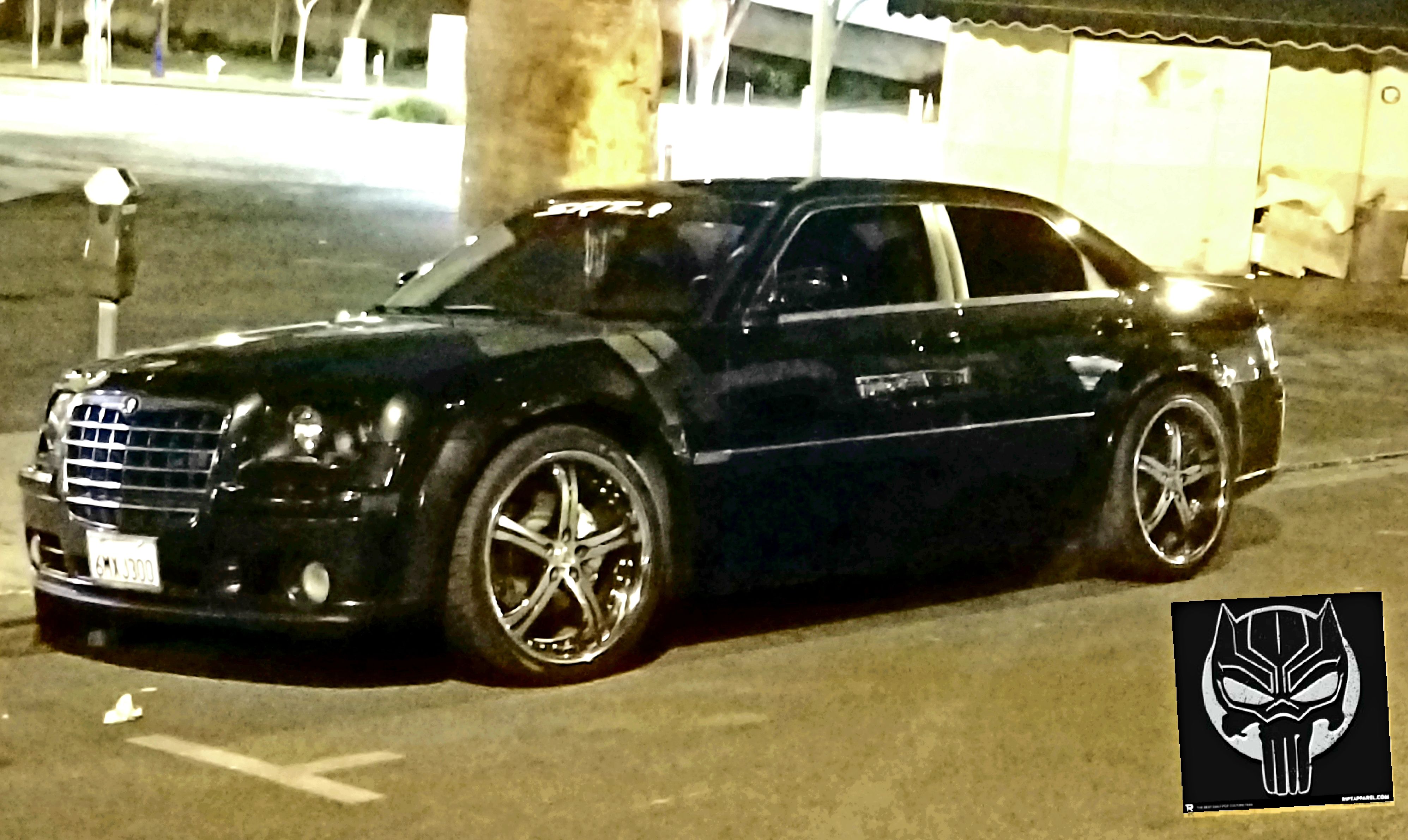 06 CHRYSLER 300 SRT8 PUNISHER EDITION