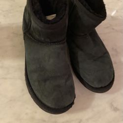 Uggs Size 6