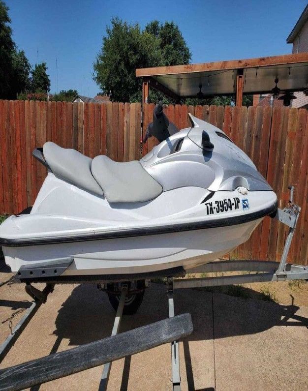 Jet Skis (Polaris, Seadoo, Yamaha) - All Set for Your Water Fun senior participant