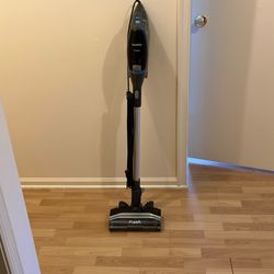 EUREKA FLASH VACUUM CLEANER Corded Works & Runs Great 👍