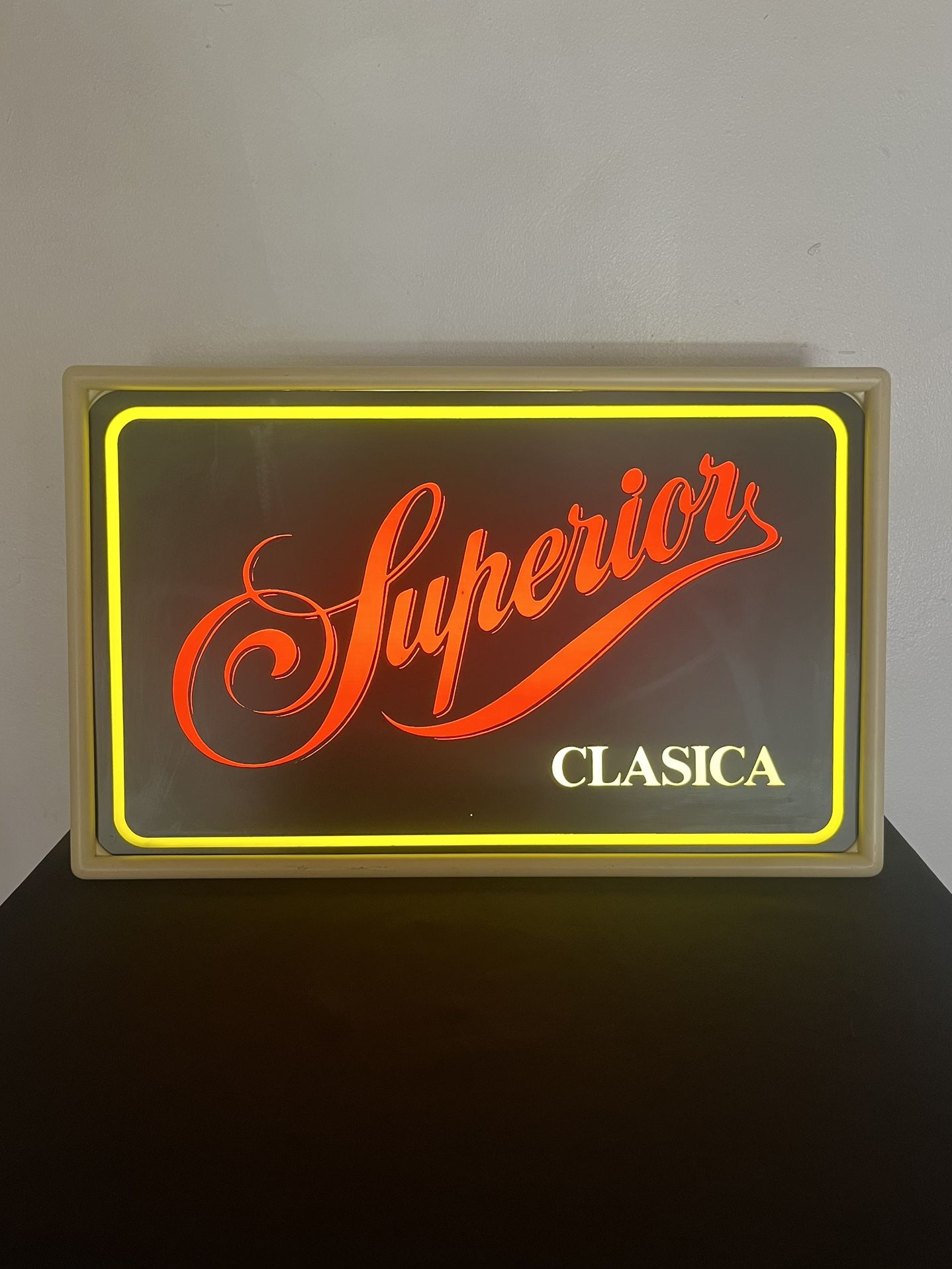 Superior Clasica 21”x13” Lighted Advertising Beer Sign Display