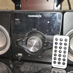 Magnavox Stereo System