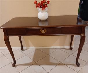 Hall table