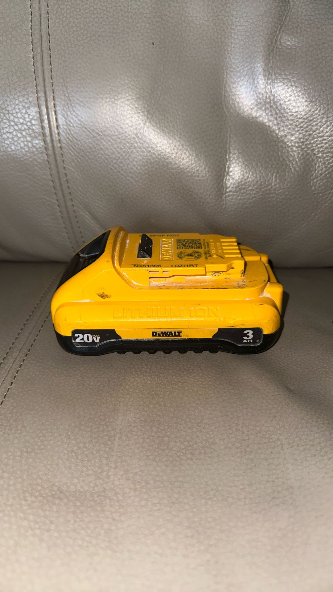 Dewalt Battery