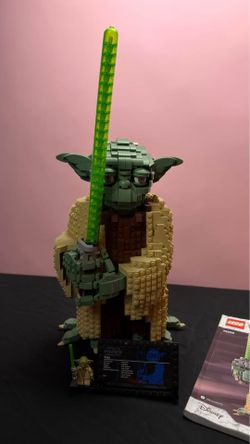 LEGO Star Wars Yoda 75255 Complete Retired Set + Minifigure