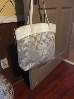 Bolsa grande. Coach