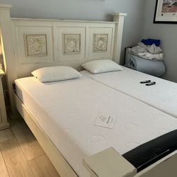 Puffy Split King Like New 70 % Off Retail 