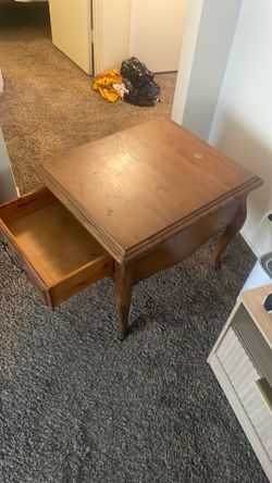Ethan Allen side table