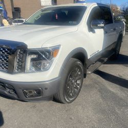 2020 Nissan Titan PLATNUM 