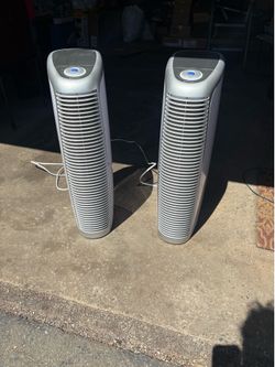 Brookstone Air purifier