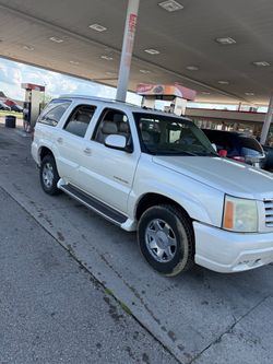 2003 Cadillac Escalade