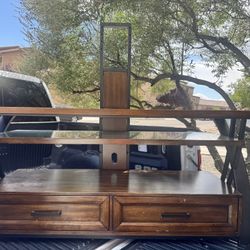 TV stand / Mount 