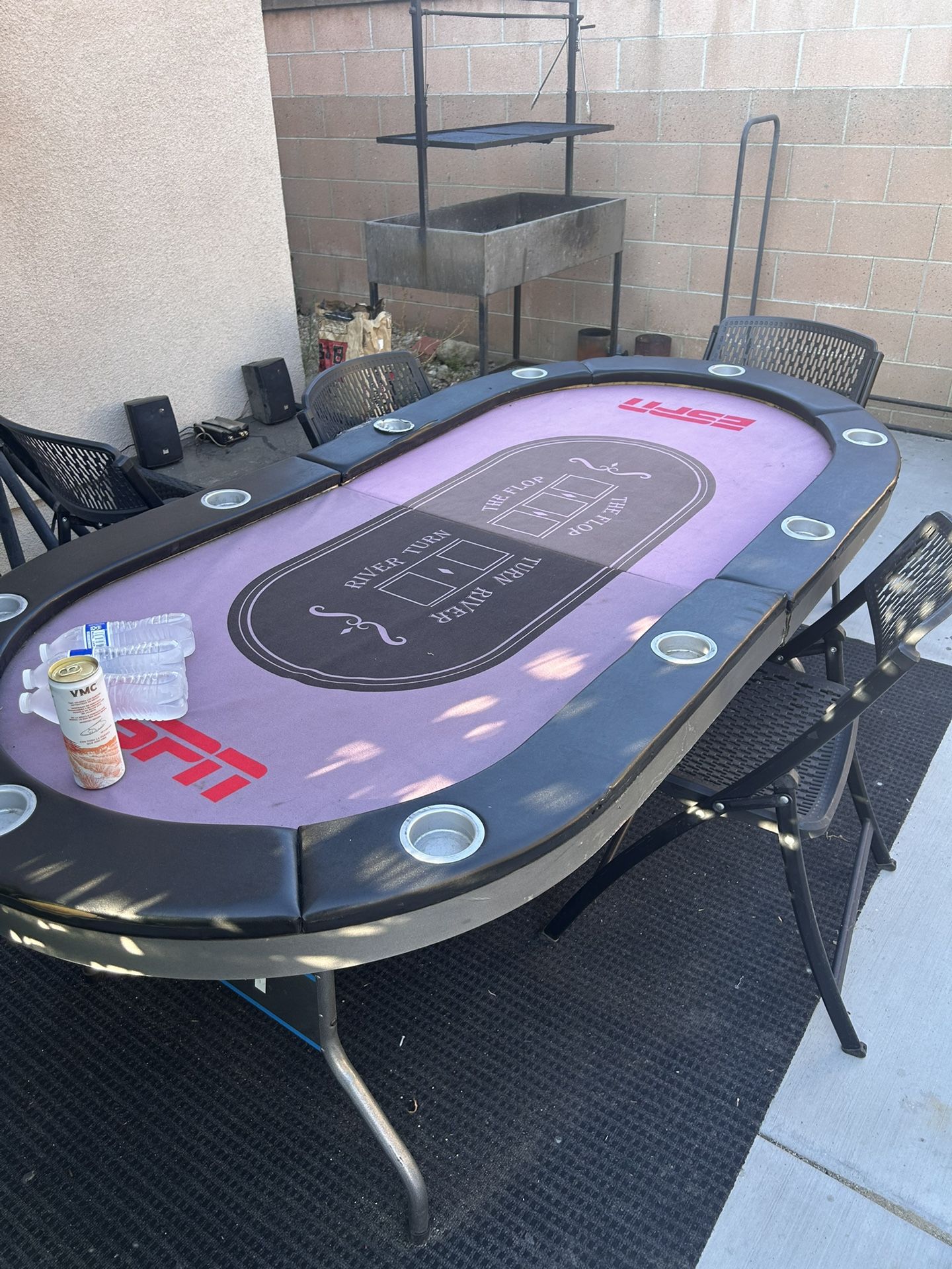 Poker Table