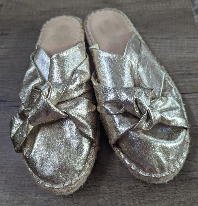 Golden Mules - 8