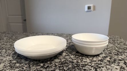 White Dish Set (Bowls & Deep Plates) - Excellent Condition