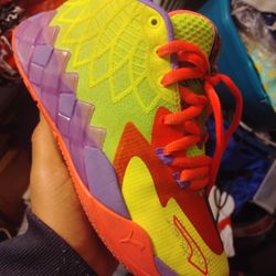 Mello Ball Size 5.5 Y 
