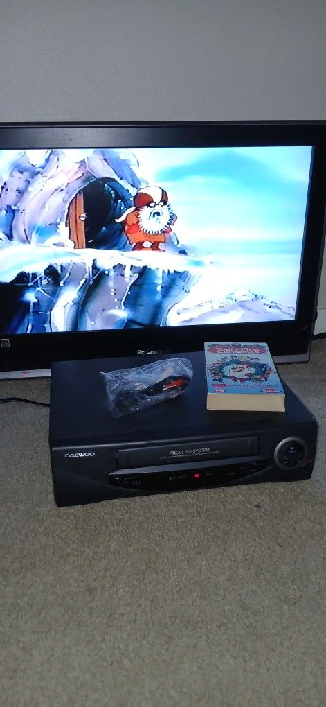 Vcr VHS Home Video Tape Player With Cables Works