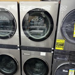 New open box LG WashTower Stacked SMART Laundry Center 4.5 Cu.Ft. Front Load Washer & 7.4 Cu.Ft. Gas Dryer in Graphite Steel