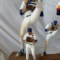 Nolan Ryan Texas Rangers Statue Set
