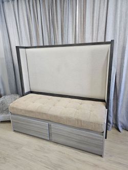 Mueble Con. Dos gabetas grandes