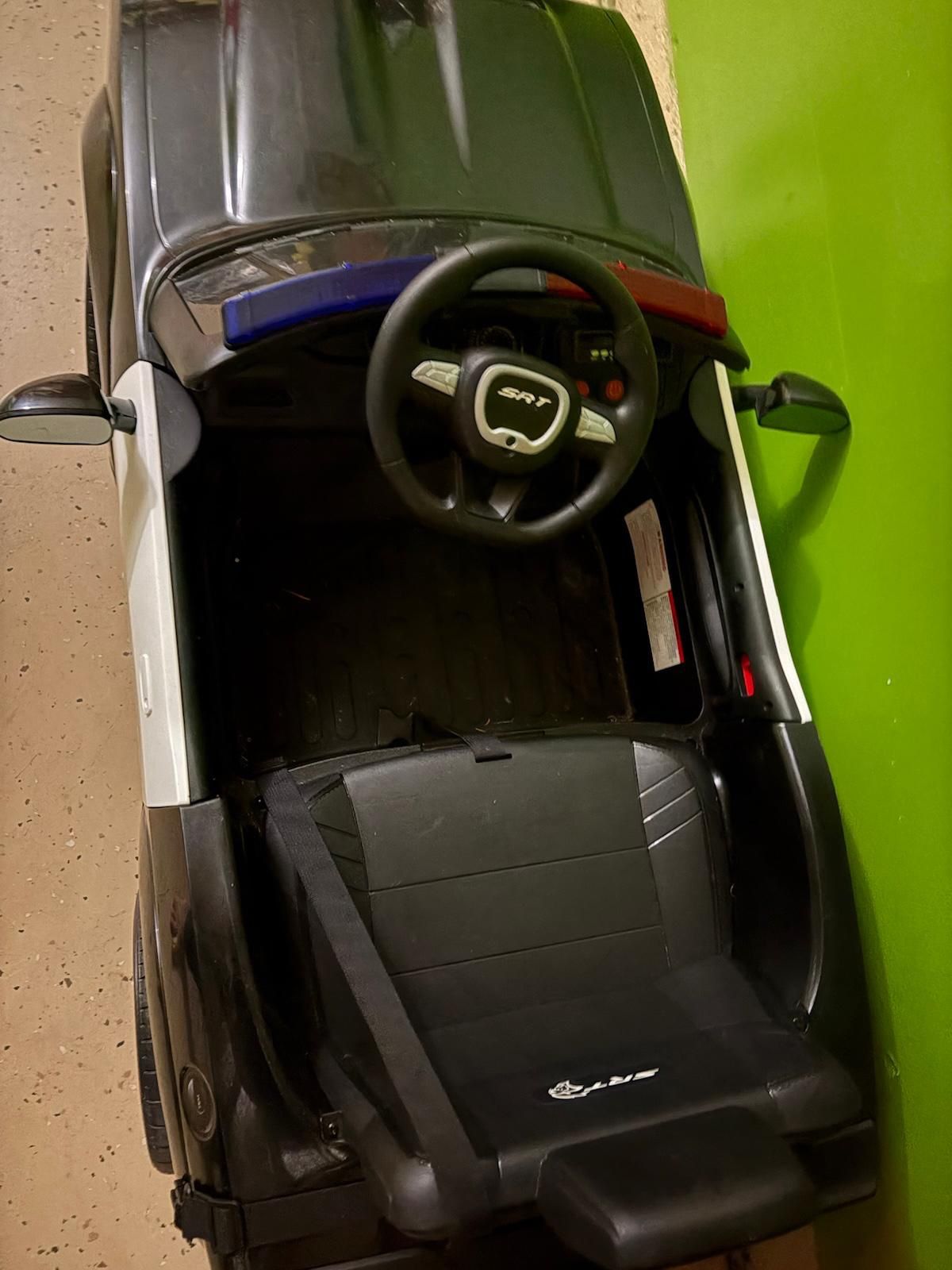 Dodge Challenger 12 V Powered Ride On Car