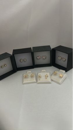 10k gold earrings