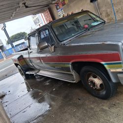 1989 Dually 454 Motor Pulls Good Trade For Harleys