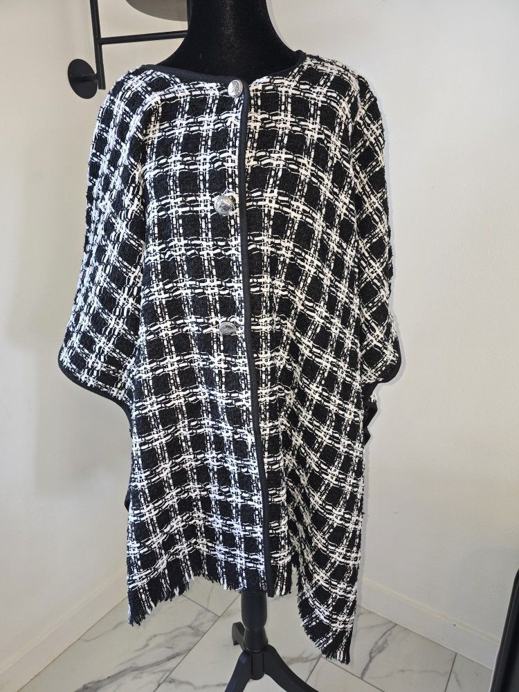 KARL LAGERFELD BLACK AND WHITE CHECK TWEED SHAWL TUNIC ONE SIZE