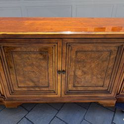 Ethan Allen Townhouse Collection Media Credenza